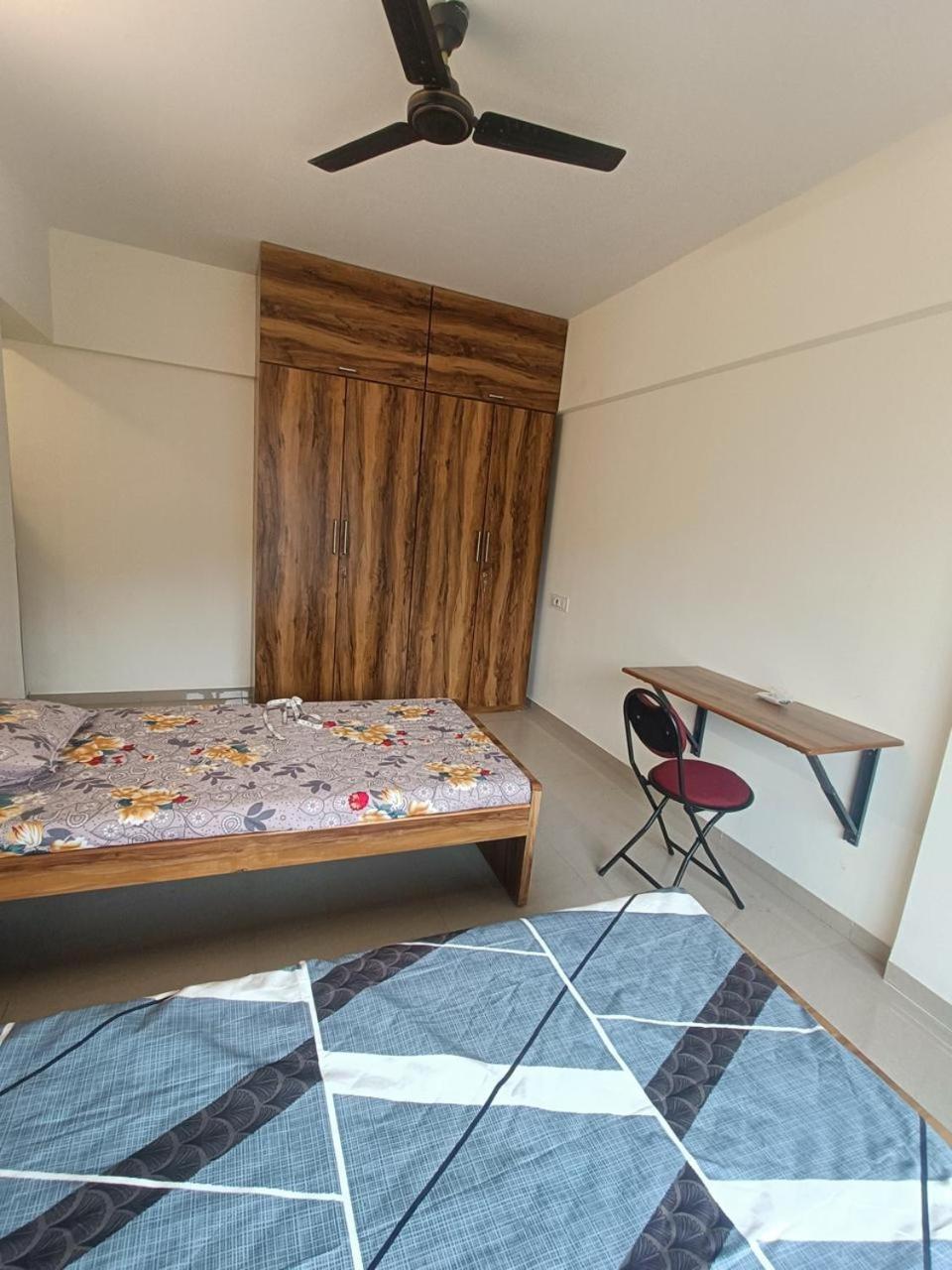 Juhu Shared Living Apartament *